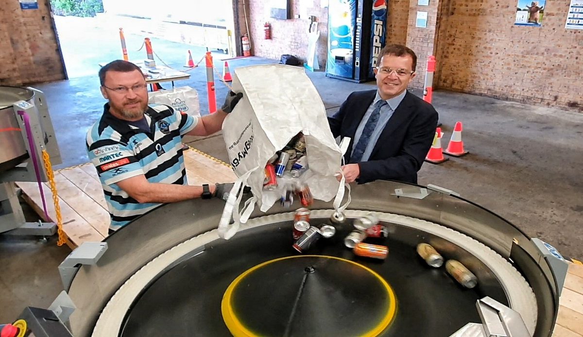 NEW RETURN AND EARN AUTOMATED DEPOT OPENS IN CARINGBAH